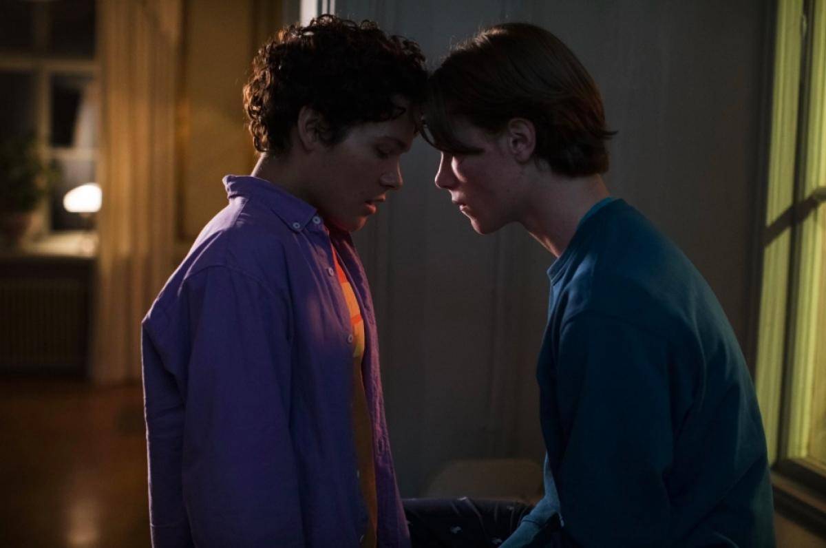 Young Royal Saison 2 Les théories des fans sur la saison 2 de Young Royals - SoundsOfSeries
